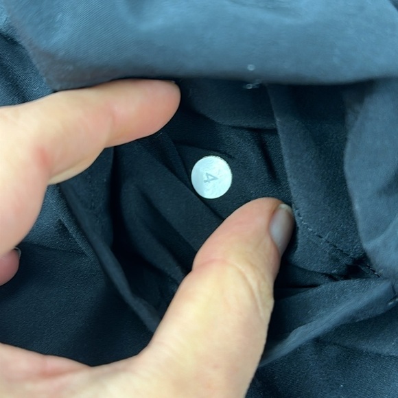 Lululemon Spring Break Away Shorts Black - Picture 5 of 5